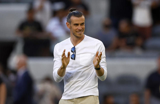 Chiellini, Bale look on as LAFC edges LA Galaxy 3-2 in derby