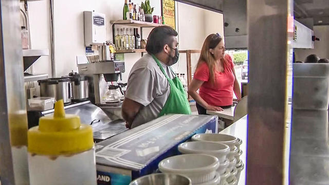 restaurant-kitchen.jpg 