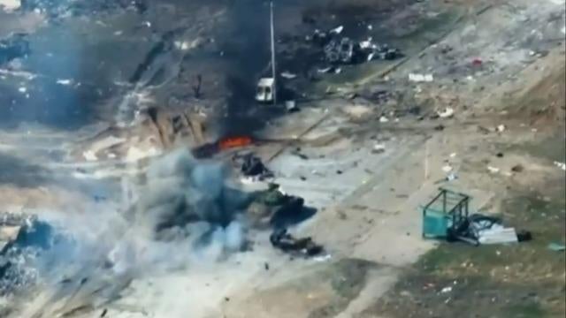 cbsn-fusion-outgunned-and-outnumbered-ukrainian-soldiers-try-to-fight-back-russian-assault-thumbnail-1117114-640x360.jpg 