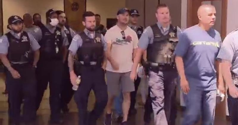 No bond for three men accused in shooting of Chicago Police officer in ...