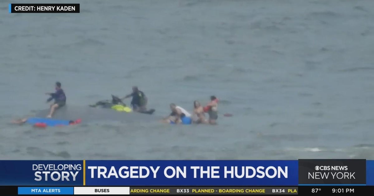 2 dead, several injured after boat capsizes on Hudson River CBS New York