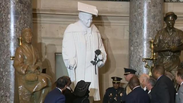 cbsn-fusion-statue-of-civil-rights-leader-replaces-confederate-statue-at-us-capitol-thumbnail-1124536-640x360.jpg 