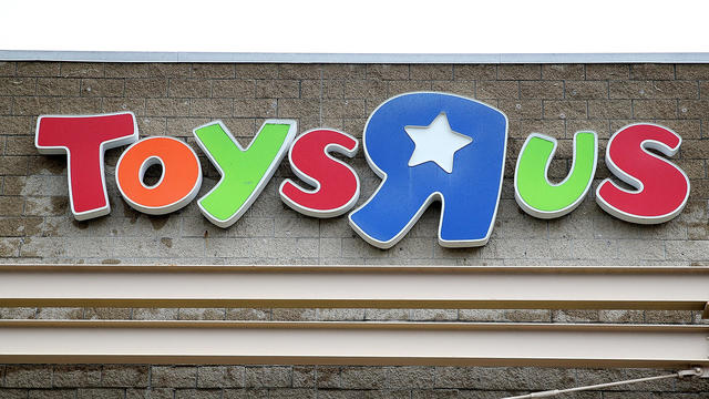 Toys R Us Files For Liquidation, Will Shutter All U.S. Stores 