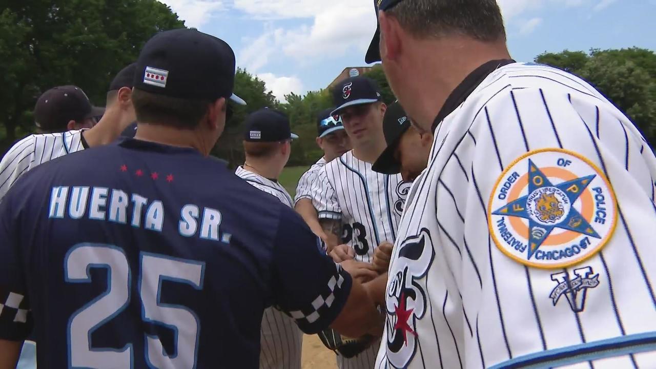 Chasing third straight national title, Chicago police baseball