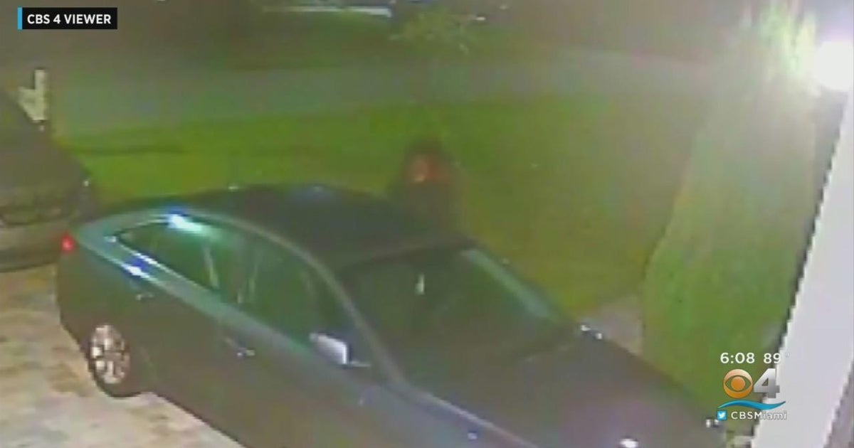 CBS4 Exclusive: Burglars caught on camera breaking into vehicles in Plantation