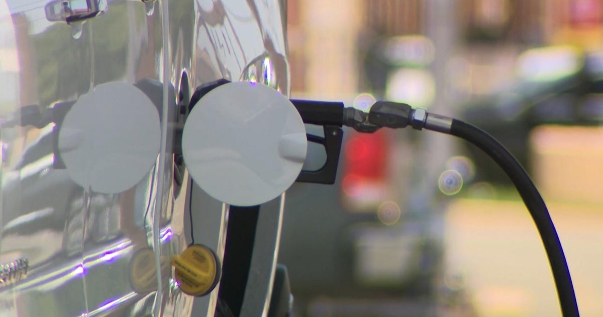 Fourth of July gas prices take practically unparalleled plunge Fourth of July gas prices take practically unparalleled plunge