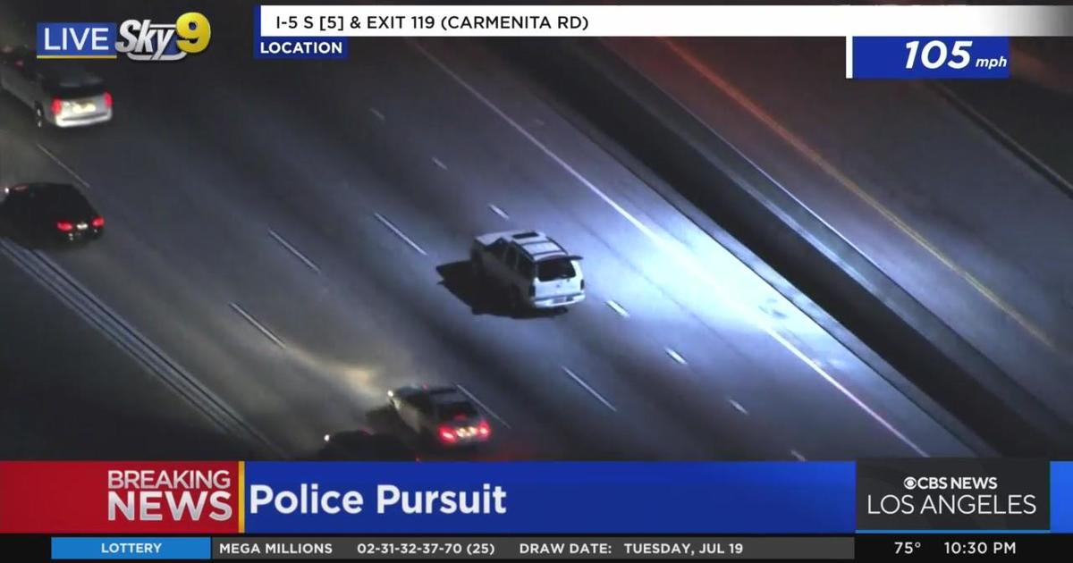 Carjacking Pursuit Suspect Crashes - CBS Los Angeles