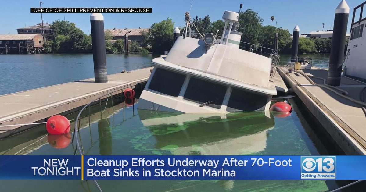 Cleanup Underway After Boat Sinks In Stockton Marina Cbs Sacramento