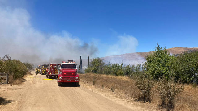 Pratt Fire burning in Morgan Hill 