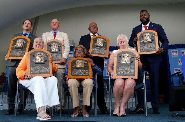 Big Papi a big hit at his Baseball Hall of Fame induction
