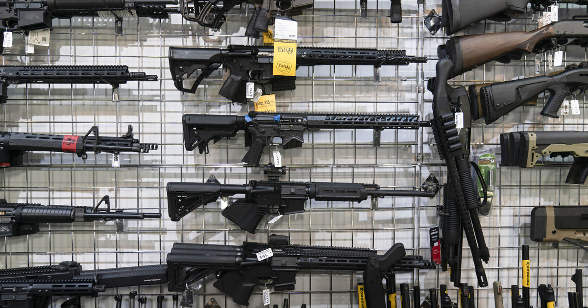 Some Illinois sheriffs say they won’t enforce new assault-style weapons ban