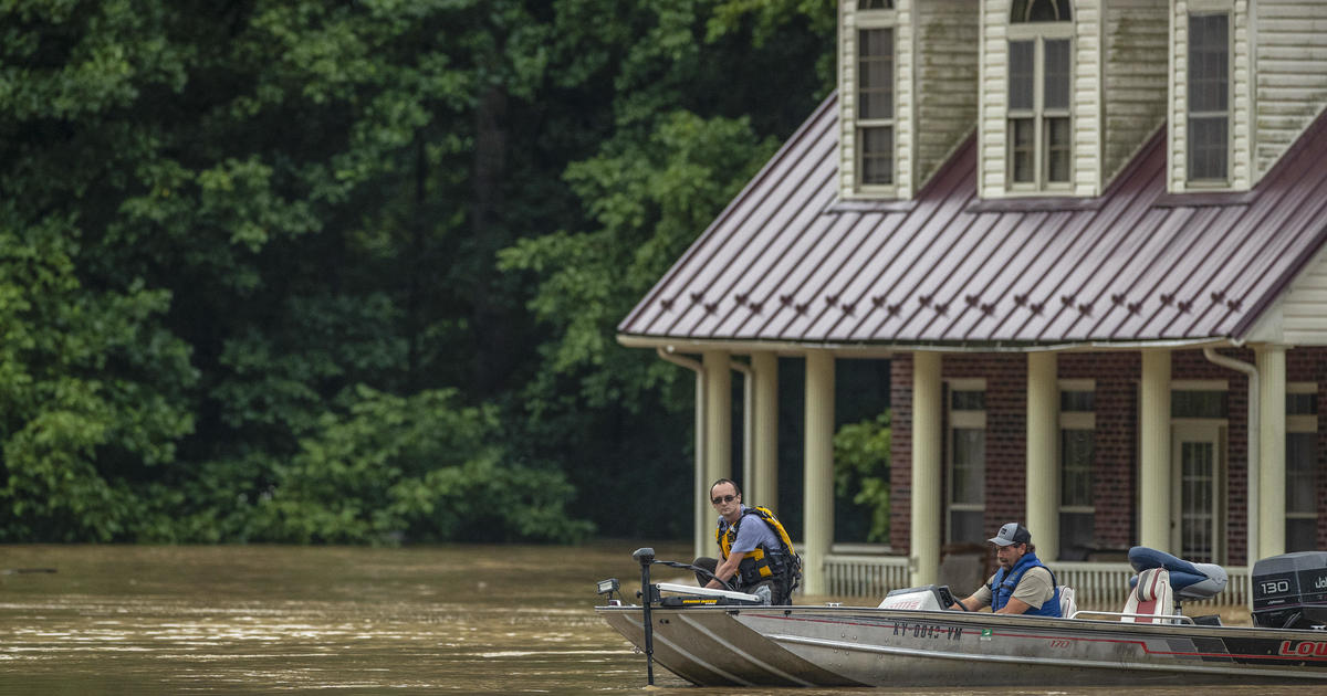 "We expect double-digit deaths": Gov. Andy Beshear addresses flooding, power outages in eastern Kentucky