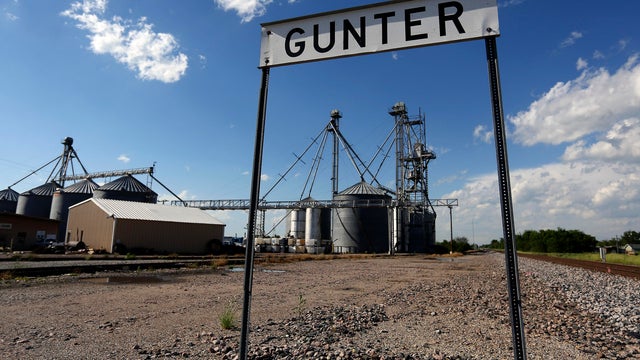 Texans Asked To Conserve Electricity As Grid Nears Brink 