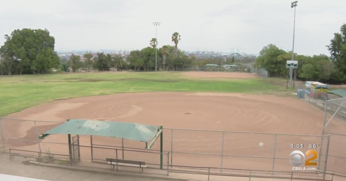 One week after deadly shooting, Peck Park in San Pedro gets plenty of