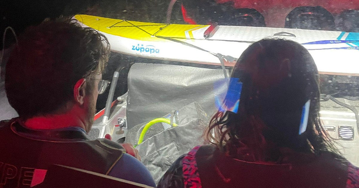 2 kayakers rescued after becoming stranded on Lake Tahoe