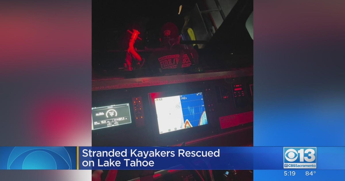2 kayakers rescued on Lake Tahoe