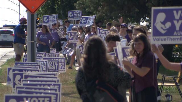 0802-cbsmornings-abortionvote-1167625-640x360.jpg 