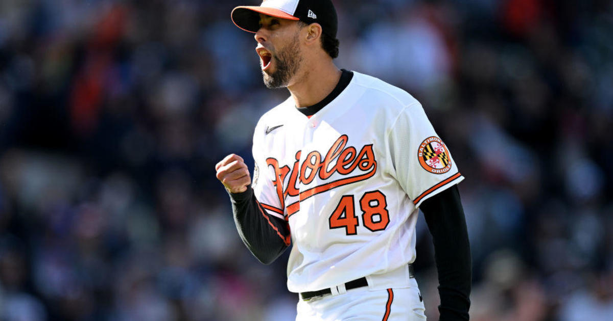 Trade grades - Minnesota Twins add All-Star closer Jorge Lopez as Baltimore  Orioles get another F - ESPN