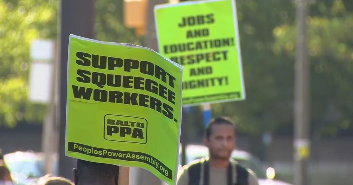 Rally held in support of teen squeegee worker accused of fatal shooting