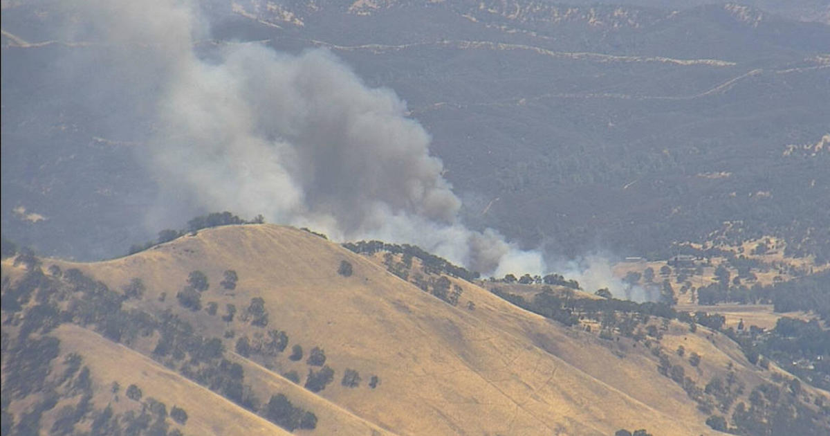 Update Evacuation orders lifted after wildfire controlled in Clearlake