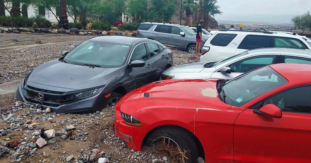 Tourists escape flash flooding in Death Valley; roads to remain closed for days