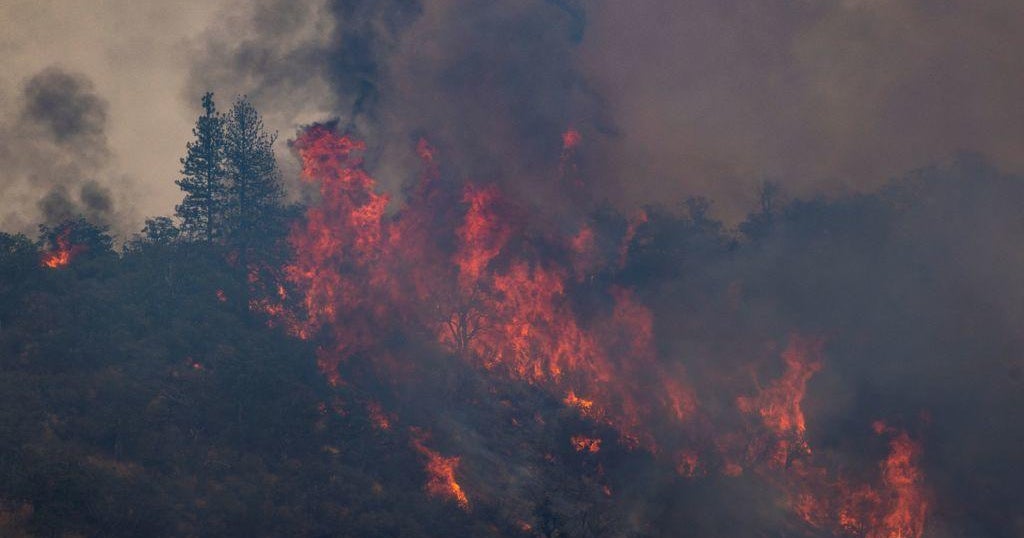 McKinney Fire now 40% contained, nearly 90 homes destroyed