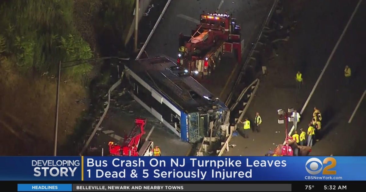 1 dead, 5 injured after Megabus crash on NJ Turnpike CBS New York