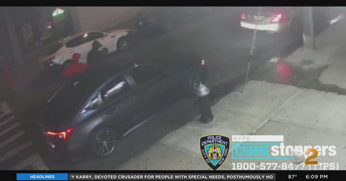 Police search for suspects in citywide car robbery spree - CBS New York