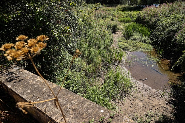 BRITAIN-WEATHER-CLIMATE-DRY 