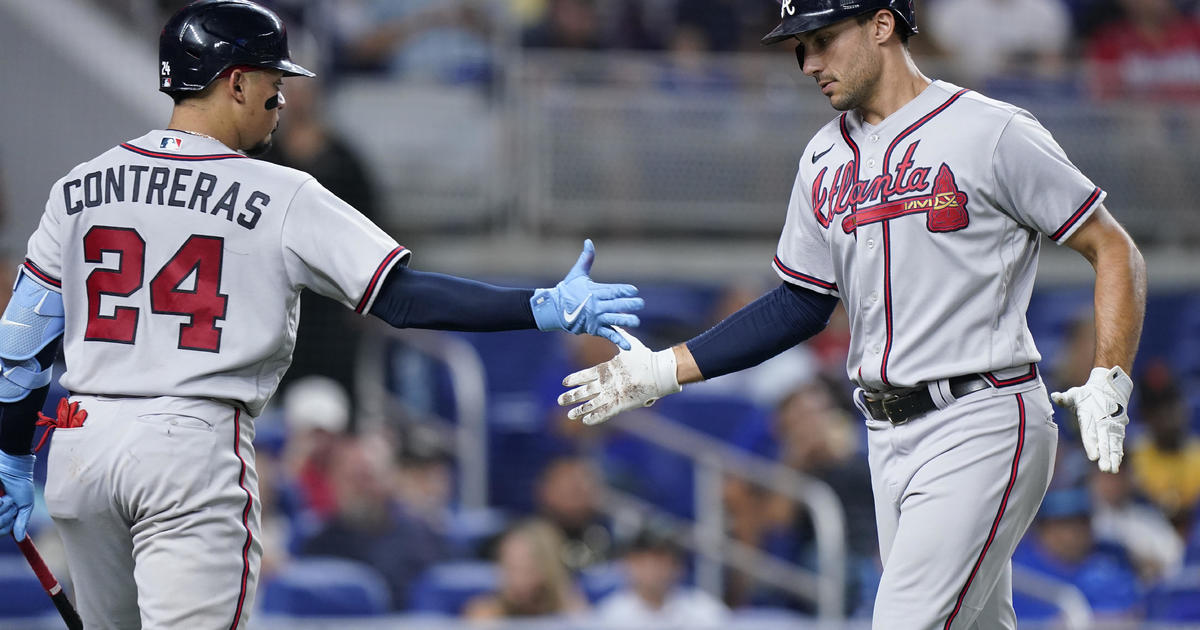 Late blast lifts Braves to 4-3 win over Marlins