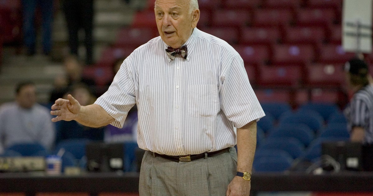 Pete Carril, assistant to Rick Adelman in Sacramento Kings' glory years ...
