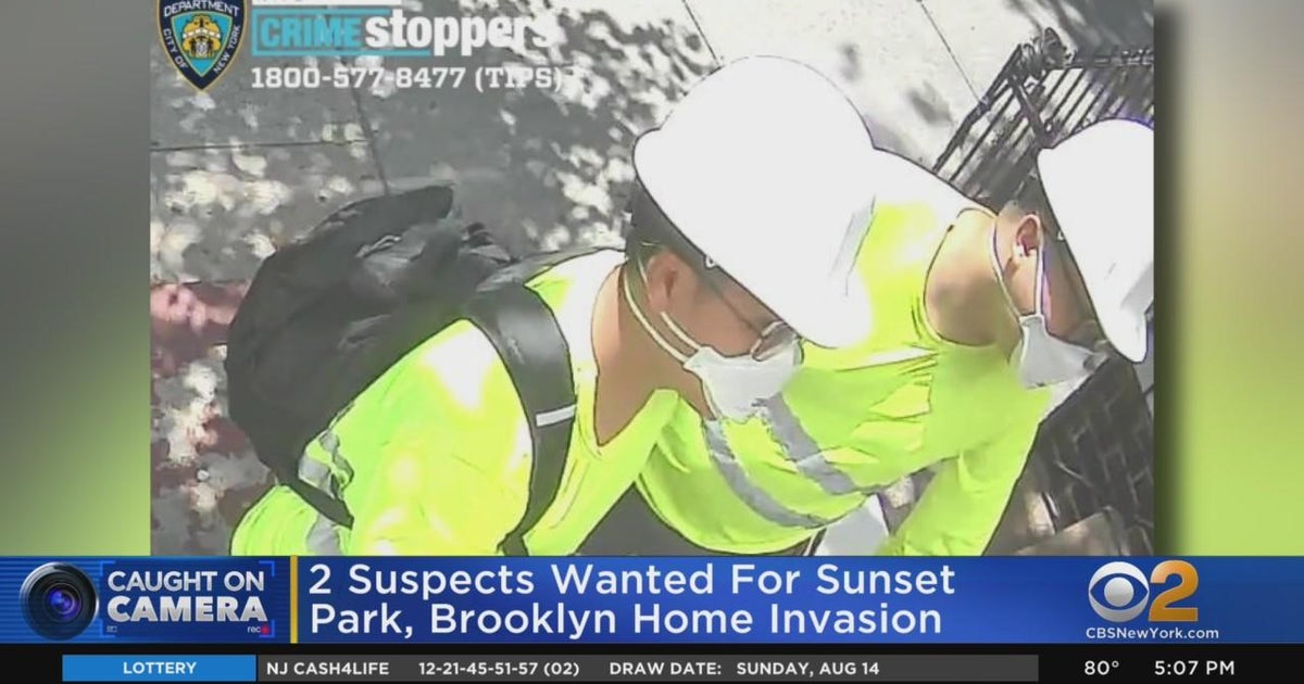 Caught on camera: 2 wanted for Brooklyn home invasion - CBS New York
