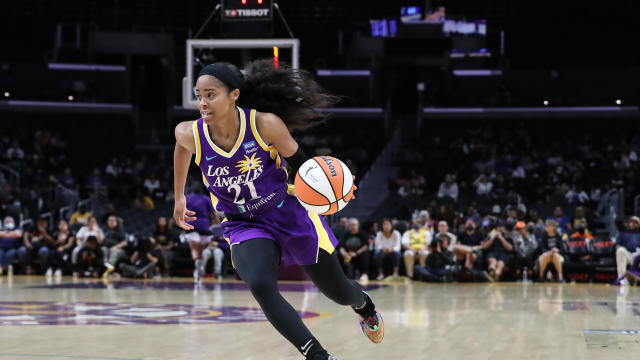 WNBA: AUG 09 Connecticut Sun at Los Angeles Sparks 