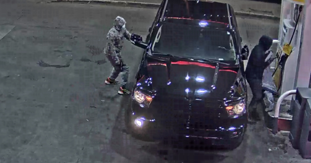 Detroit police searching for multiple carjacking suspects - CBS Detroit