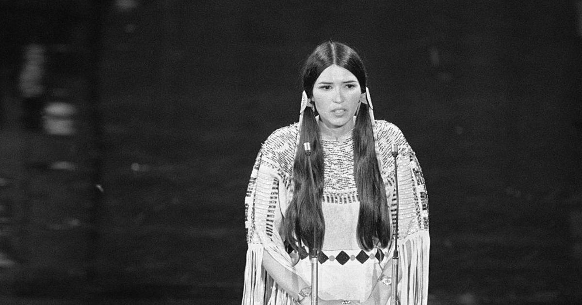 Sacheen Littlefeather receives formal apology for mistreatment at 1973 Oscars