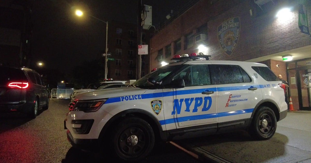 NYPD: Woman escapes custody in the Bronx - CBS New York