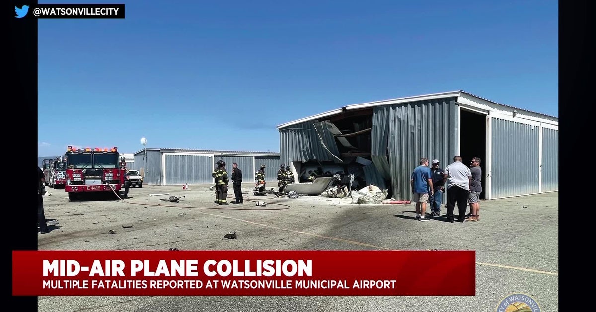 'Multiple' fatalities reported after 2 small planes crash in
