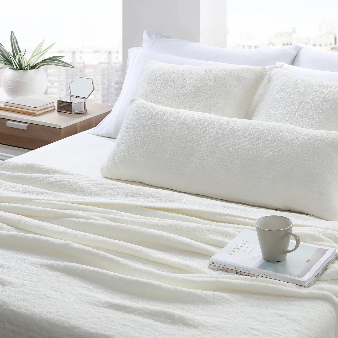Snug Bed Blanket 
