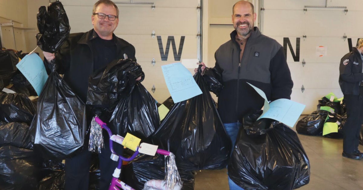 Santa Cops of Larimer County booted from 'workshop', gifts for kids in need jeopardized - Vimarsana News
