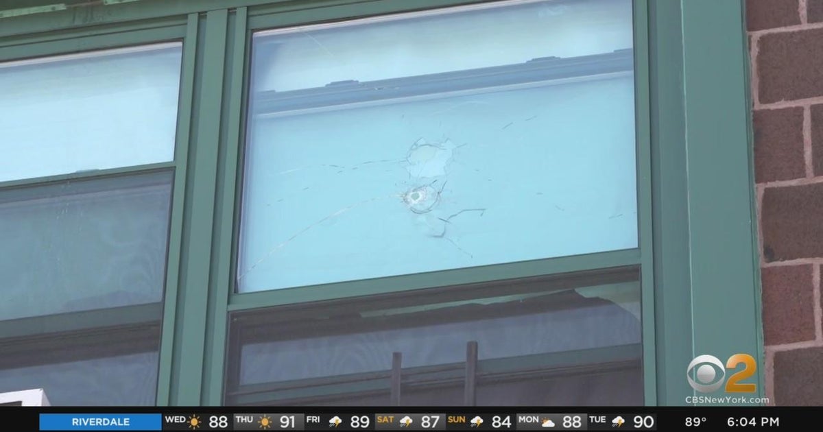 73-year-old struck by stray bullet in the Bronx - CBS New York
