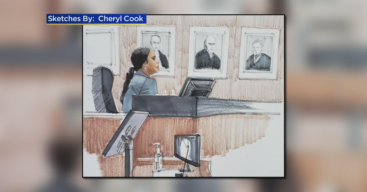 R. Kelly's exgirlfriend, Lisa Van Allen, breaks down on the stand