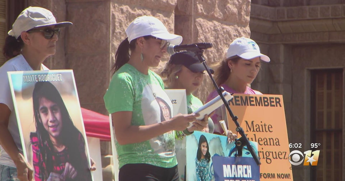 Hundreds rally in Austin to demand Governor Abbott take action on ...