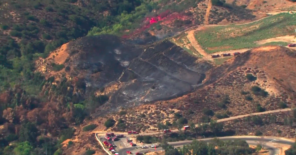 LAFD crews knockdown 10acre brusher along 118 Freeway in Chatsworth