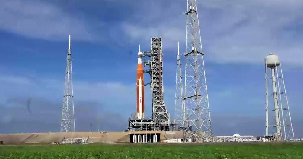 NASA on brink of new era of manned moon exploration - CBS San Francisco