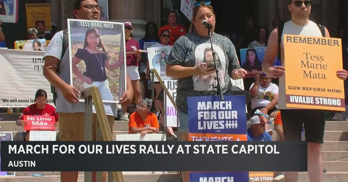 Hundreds rally in Austin to demand Governor Abbott take action on ...