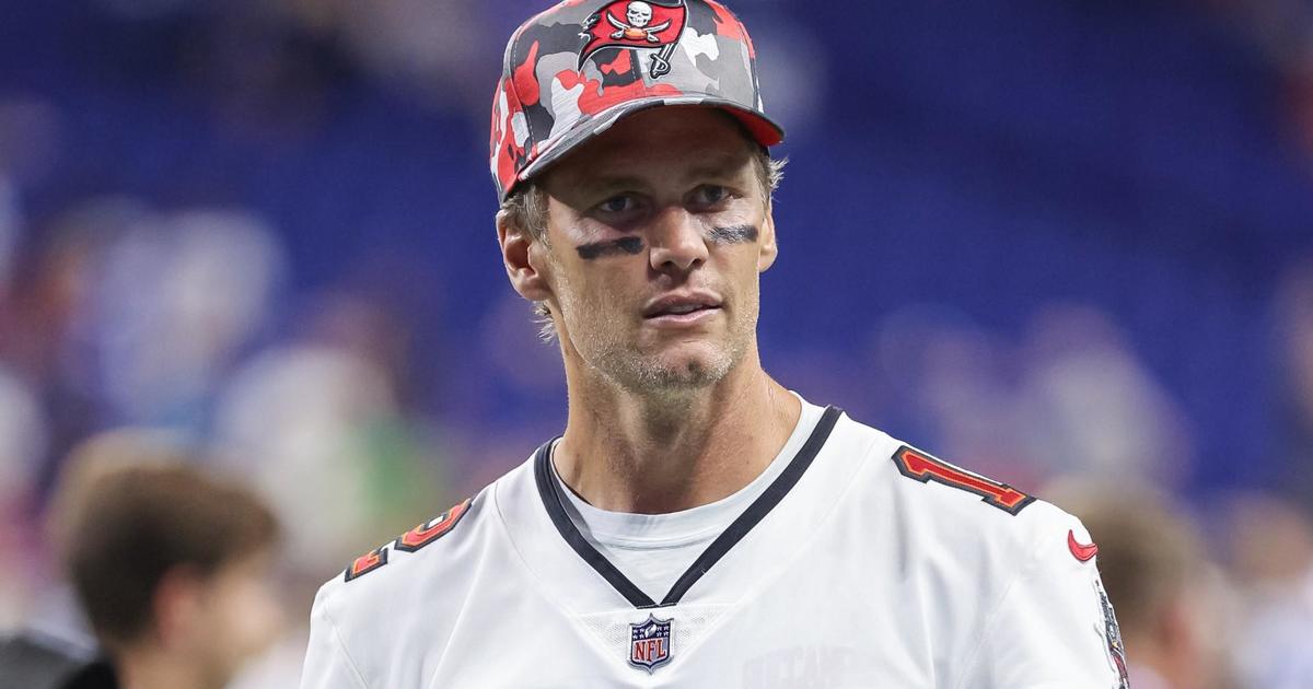Tom Brady returns to Tampa Bay Buccaneers training camp after 11-day  absence