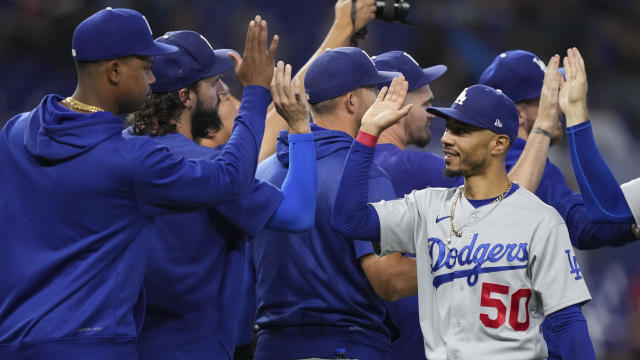 Mookie Betts homers again as Dodgers beat Marlins 8-1 - The San