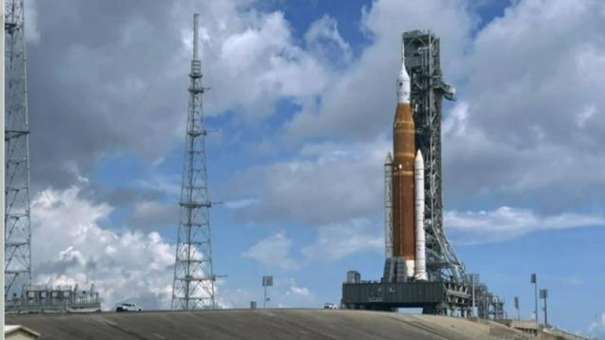 Artemis set to blast off into space Saturday after delay - CBS Colorado