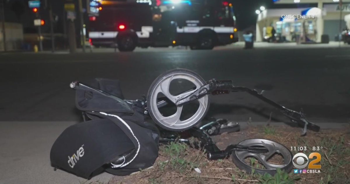 Friends mourn woman killed by hit-and-run driver in South LA - CBS Los ...