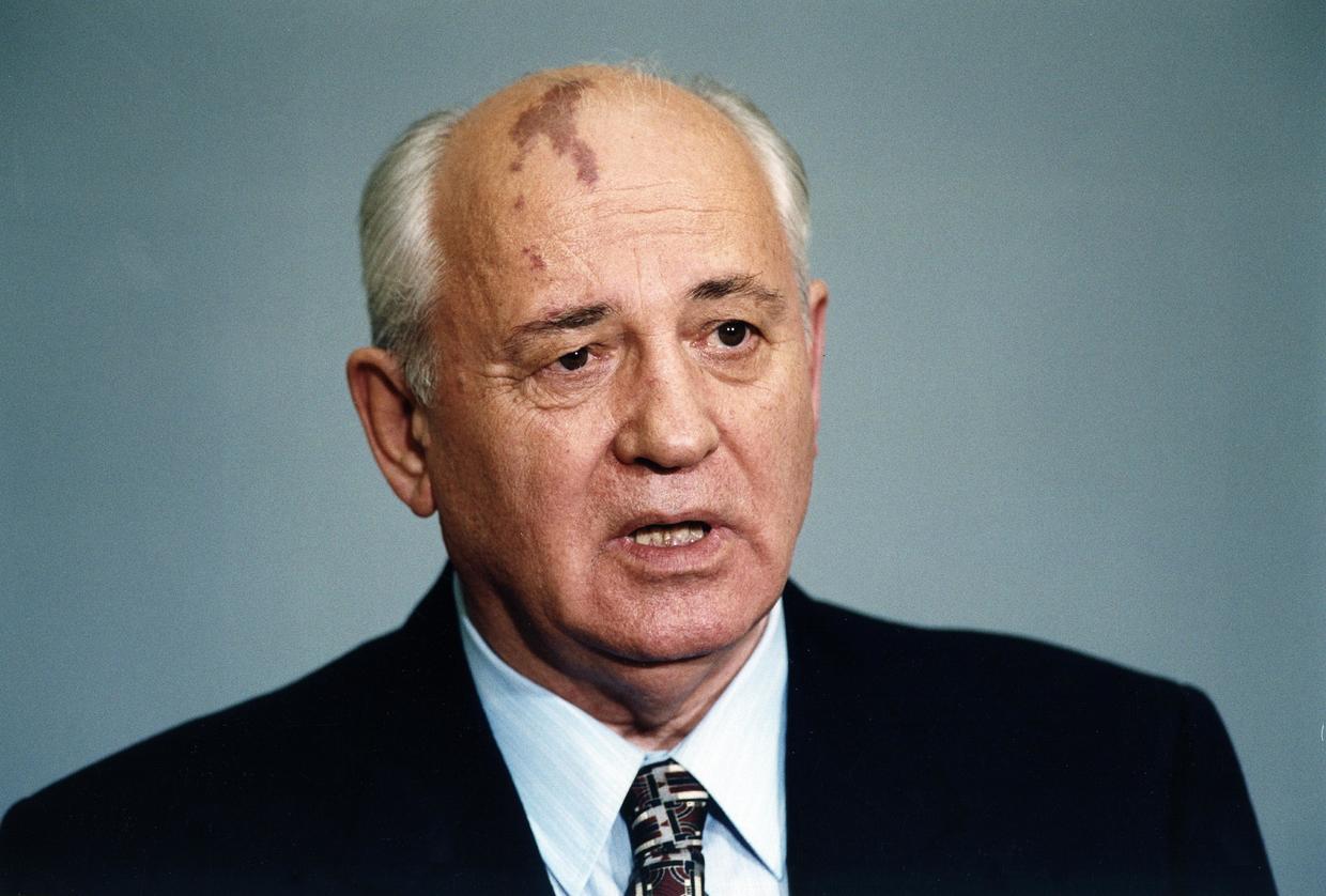 Mikhail Gorbachev, last leader of the Soviet Union, dies at 91 - CBS News